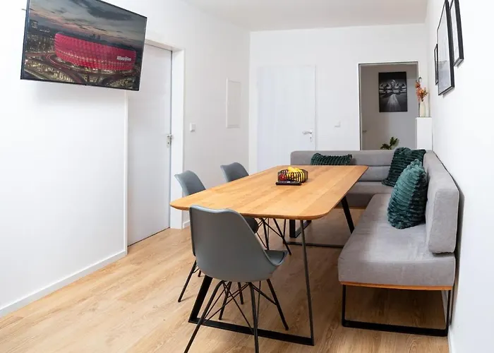 Stylish Apartment, Close To The Garden Apartment *