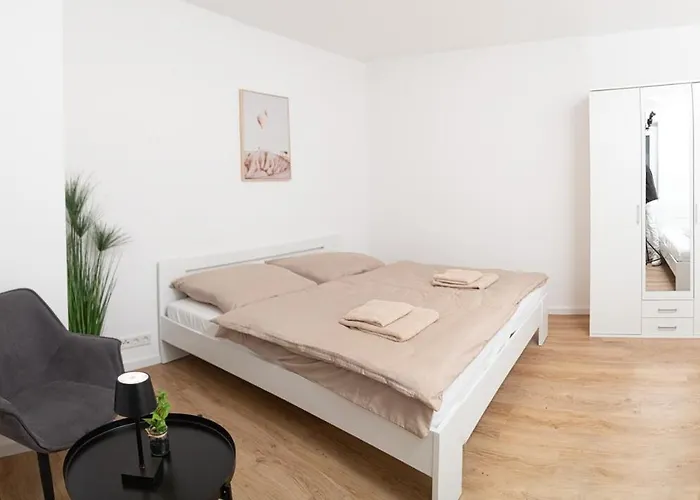 Stylish Apartment, Close To The Garden